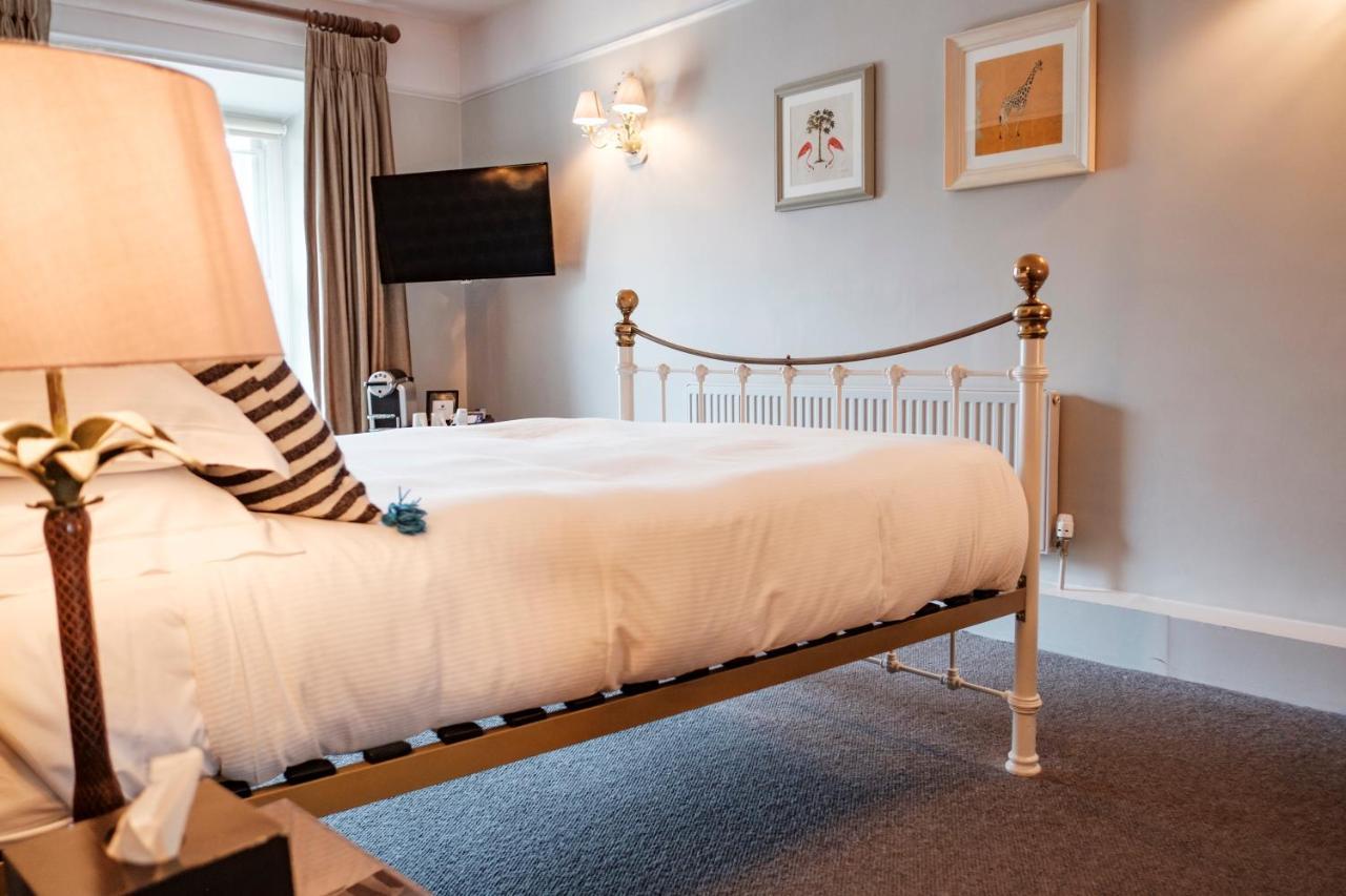 The Bull Hotel Bridport Kültér fotó