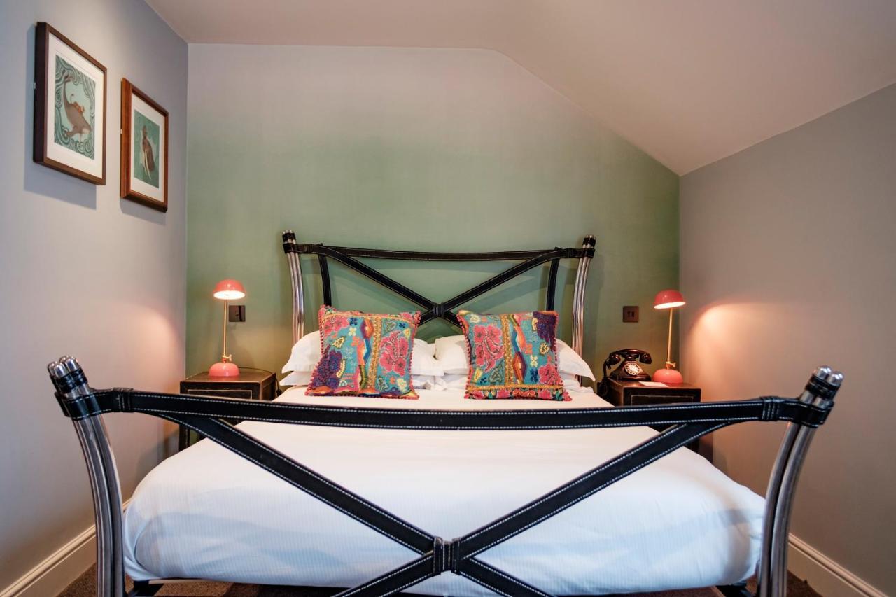 The Bull Hotel Bridport Kültér fotó